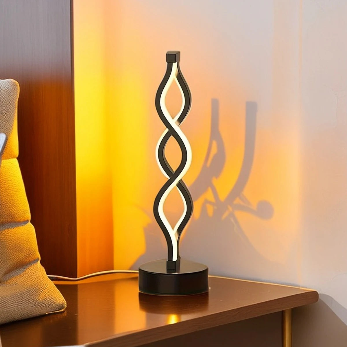 Creative Seaweed LED Table Lamp – Adjustable Color & Brightness