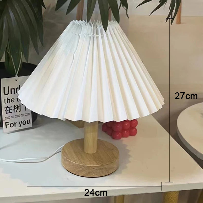 Nordic Pleated Table Lamp - BOAA Homes